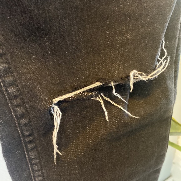 #27-Free People Jeans - Picture 7 of 10